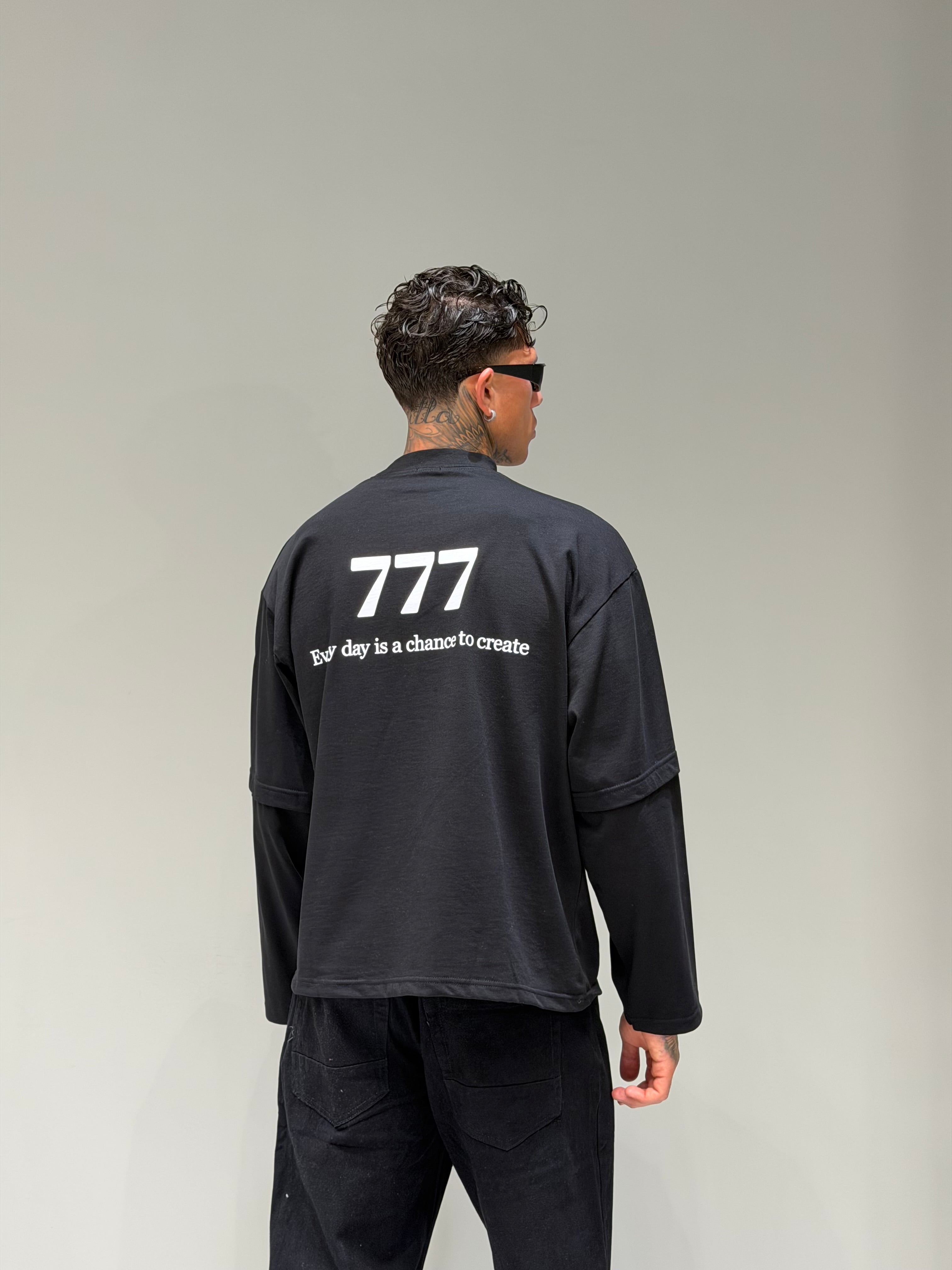 Longsleeve 777