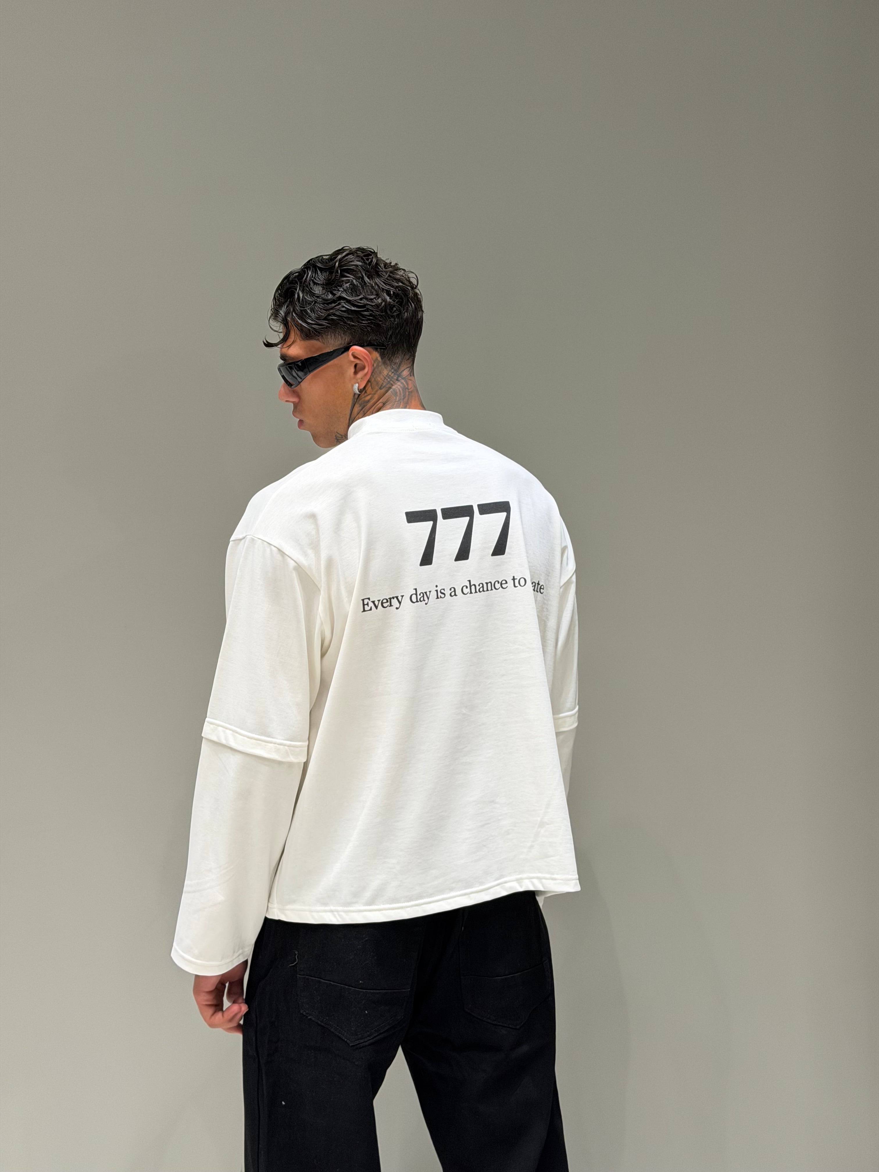 Longsleeve 777