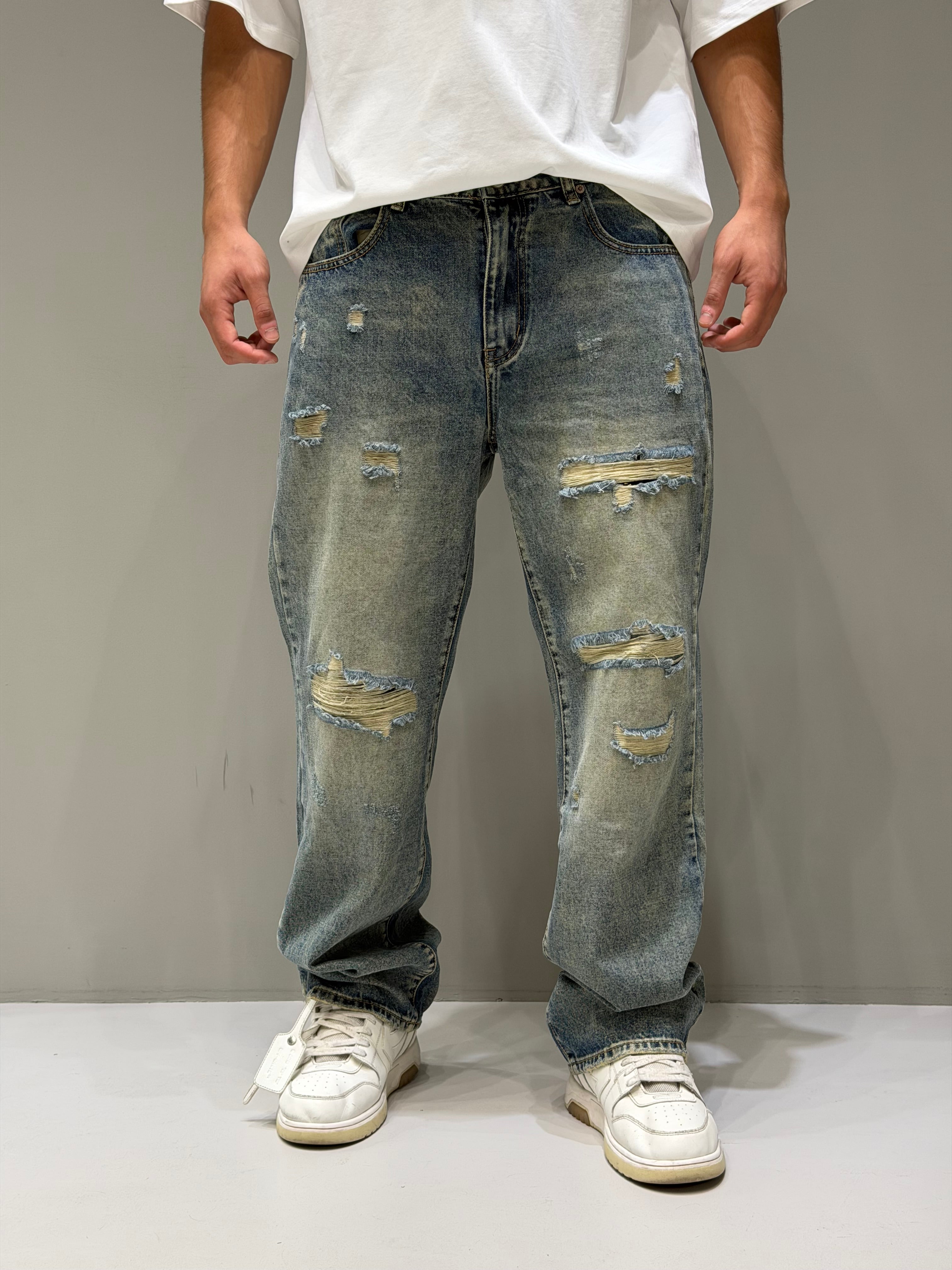 Baggy Sabbiato Strappi